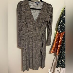 Faux wrap dress black tan print